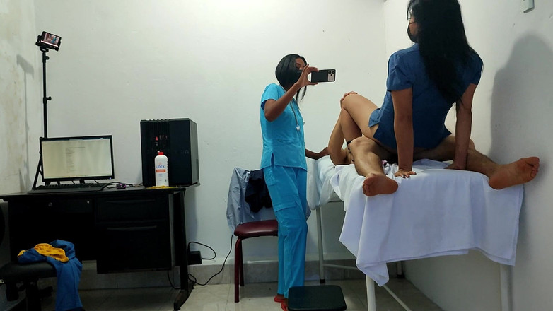 NEGRITA SEXY: Nó đã xảy ra tại phòng khám !! một nữ bác sĩ...