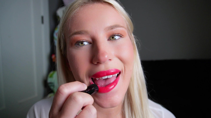 Red Lipstick Kisses (Keeks)
