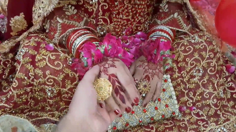 QueenbeautyQB: Seks malam pertama Suhagrat India