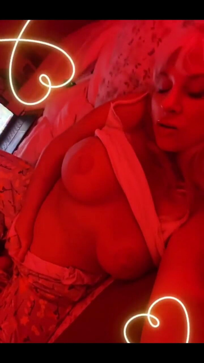 PaintedRose Taboo Femdom Fetish MILF: Do You Think These Pajamas Are Too Sexy for Stepmommy?