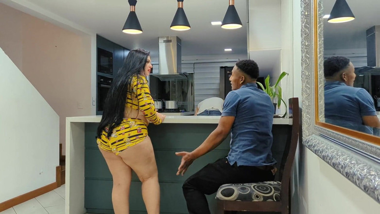 Anotonella-jones: O melhor amigo do meu marido, Rioc, nos visita e...