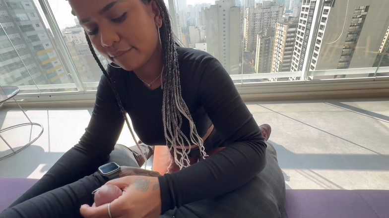 Dom Igor: Macecha s velkým zadkem to dává svému nevlastnímu synovi, když...