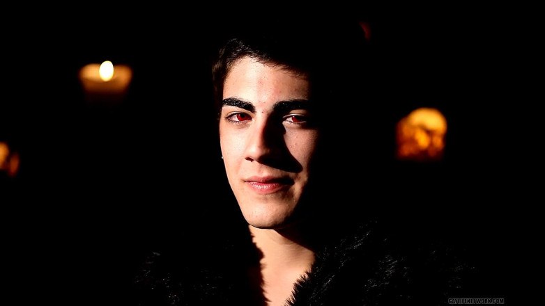 Twinklight: Handsome Vampire Rad Matthews Talks About Role