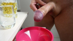 PeopleNeedCum: Eu și pâlnia mea!