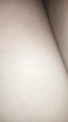 E-Alfa: Kouření nádherné latinoamerická milf amatérka