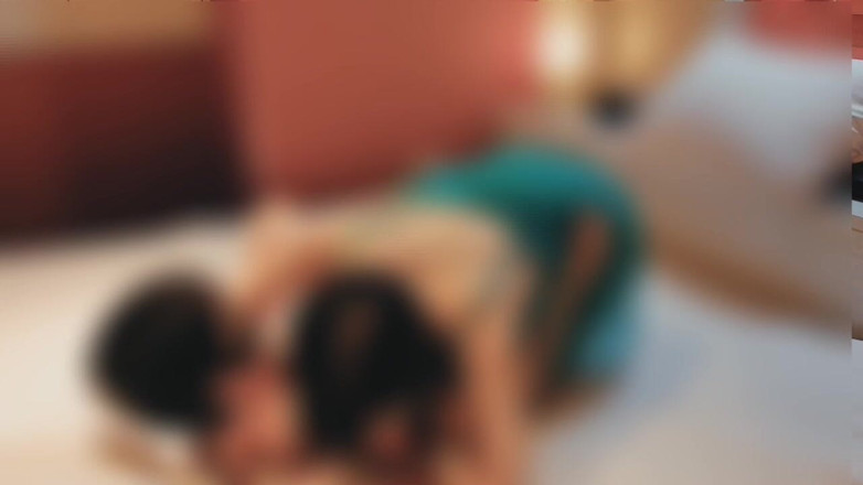kawasakiBK: Istri imut dengan lingerie seksi warna hijau lagi asik posisi...