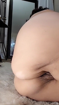 Mature Granny with Hairy Pussy Enjoying Ben Wah Balls for the First Time
