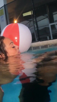 Underwater Blowjob