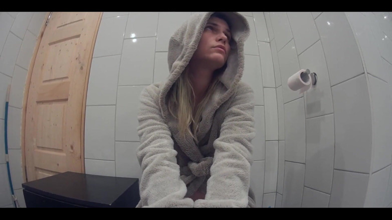 FrauleinP: Hottest Pee