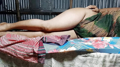 SAFI TV: Saya mengongkek adik tiri tua saya di katil saya