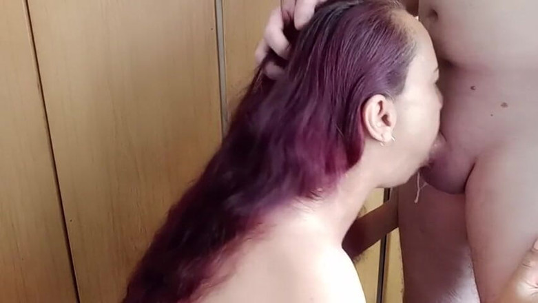Exotic Tracy: Prima dată ejaculare în gură.