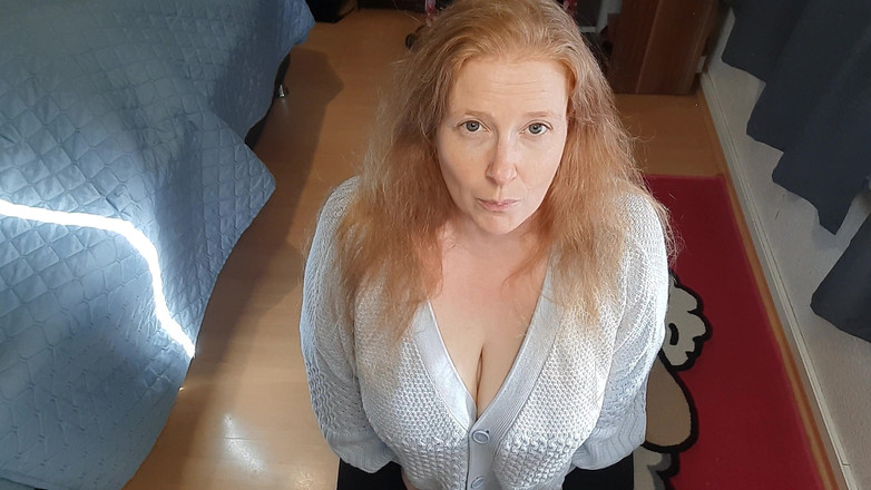Curly_Dreams: Han såg längre ut på bilden