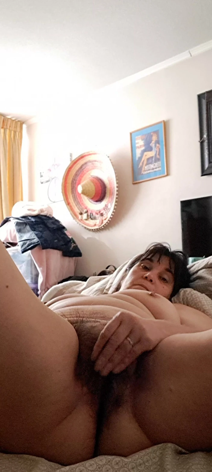 Mommy big hairy pussy: Stepmother's Puckered Ass