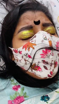 Una moglie musulmana arrapata seduce suo marito in un video domestico di reale desi
