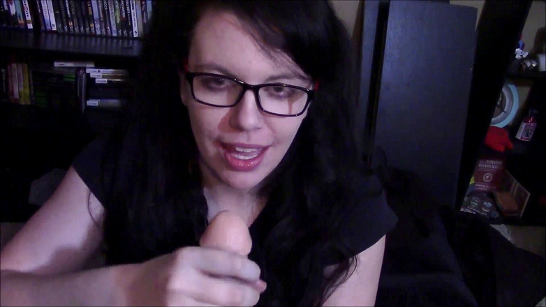 Lovely Lilith: Abang tiri besar terbaik