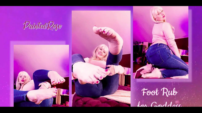 PaintedRose: फुटबोई देवी रोजी के लिए पैर पूजा और पालन