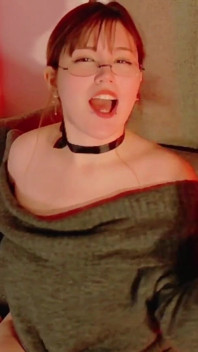 Hi, I'm Ukii, Your Favorite Waifu