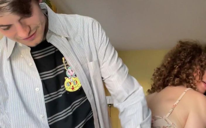 VibeWithMommy: Надсилаючи вам всі сексуальні вібрації.. Дякую, що грав разом з тим, що ви, хлопці, хочете бачити, як ми робимо?!?
