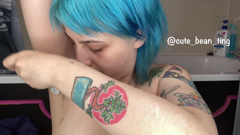Alice Bean: Kijk hoe ik me scheer