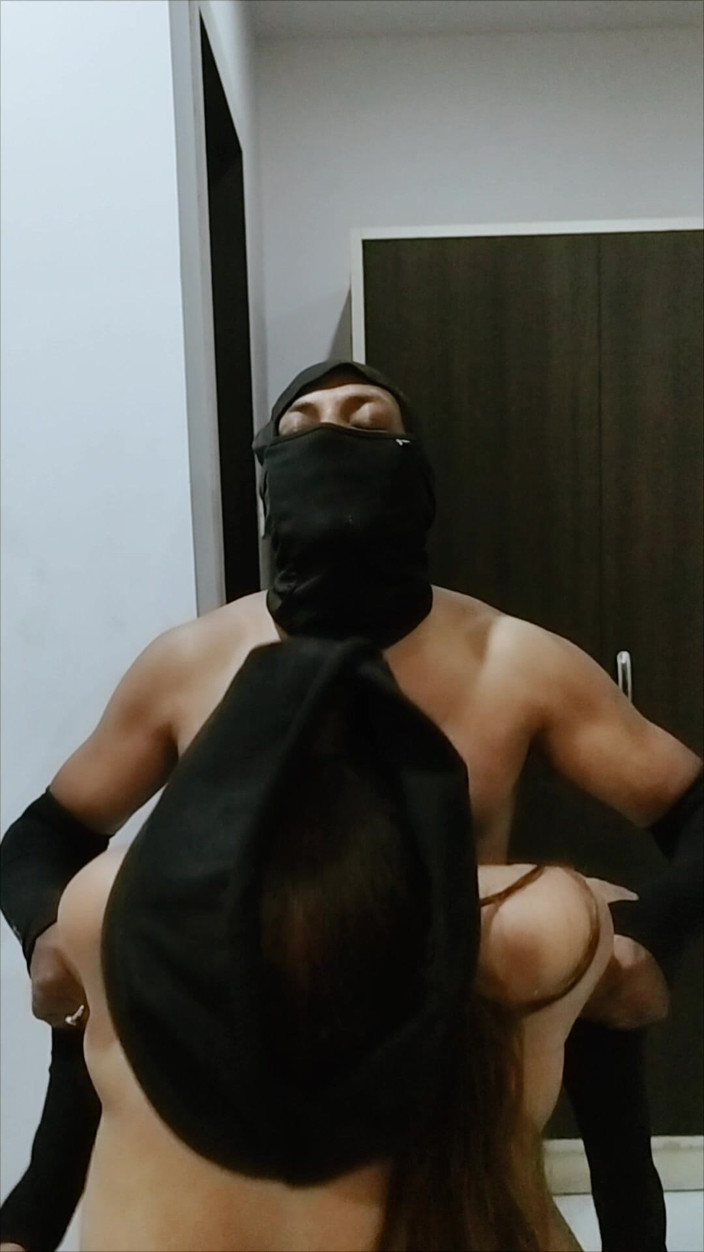 Rocky69rey: मुझे Leena की रसीली गांड चाटने में बहुत मज़ा आया