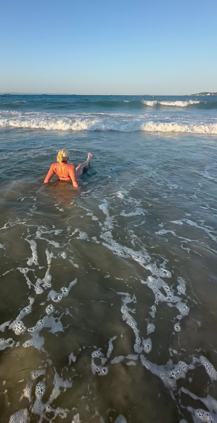 Putarankahotmilf: Try Not to Wet My Hair While Play with the...