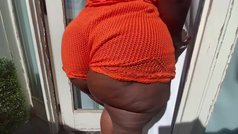 Exclusive Dirty Diana: Big Ass in Orange Get Smashed