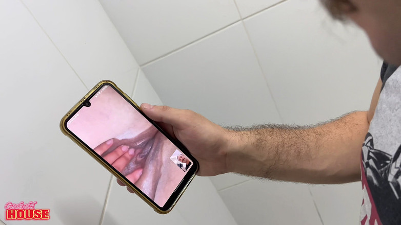 CuckoldHouse: Una Giovane BBW Ha Aspettato Che Il Marito Uscisse Di...