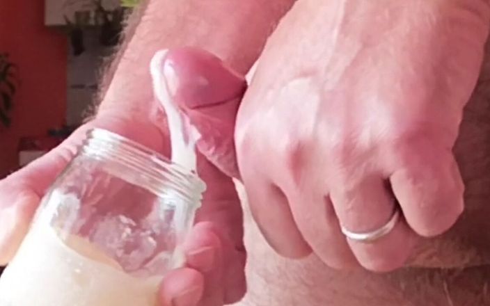 Cicci77: Cicci77 Masturbates Pedro for More Than 70 Minutes and in the...