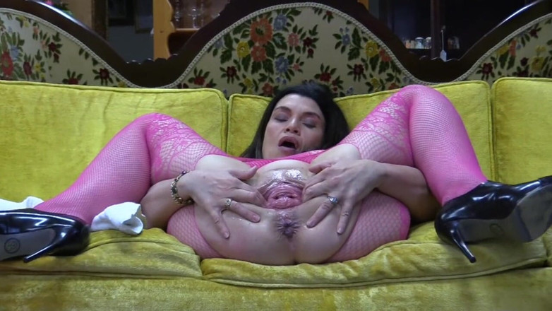 Sunrise Media Productions: 2 riesige dildos für meine ruinierte muschi