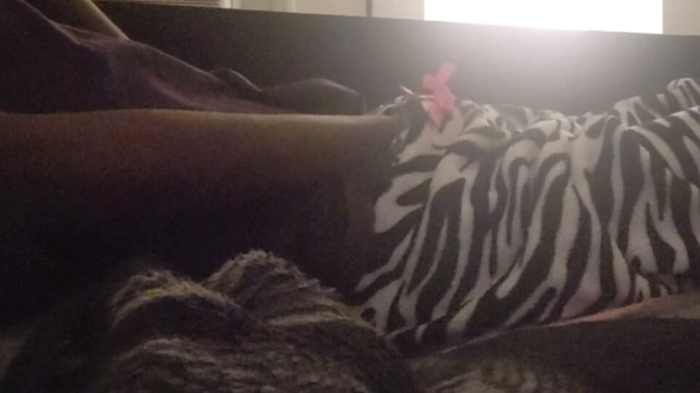 Rose gold: Playing with My Tight Pussy