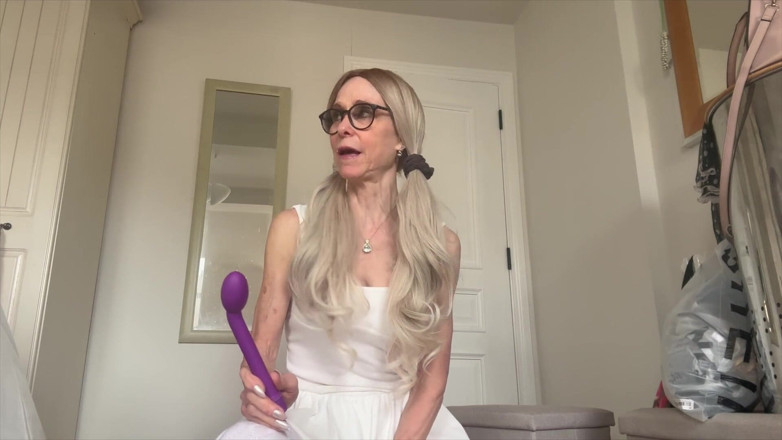 Deeliteful Jacy: The Naughty Babe