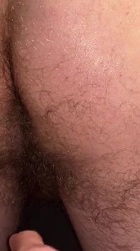 Fodendo o buraco do papai com vibrador e porra dentro