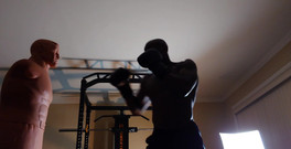 Hallelujah Johnson: Boxing cvičení svalové akce jsou popsány jako izotonické