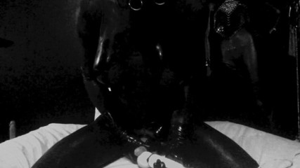 Kali Futa: Latex anal wand masturbation
