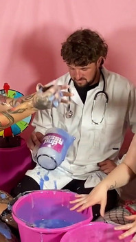 Menschliche anatomie sploshing und gunge spin am rad!