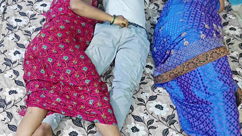 RoyToy: Nevlastní syn sdílí postel se svou desi macechou a jejím...