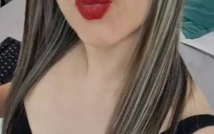 Bella Madison: Spettacolo in webcam di una sexy modella