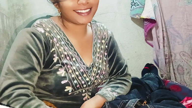 Sexy_girl_nehu: Pieprzyłem ciasną dupę mojego pendżabskiego Bhabhi i mam mojego grubego...