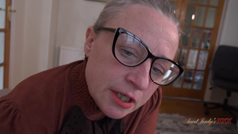 Aunt Judy's XXX: AuntJudysXXX - Tu Tutora Madura De MILF Sra. Andrea Ann Encuentra...