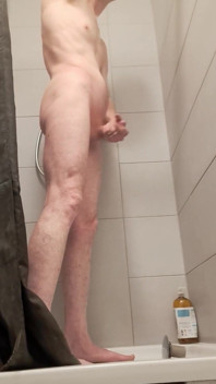 Good Handjob in the Shower