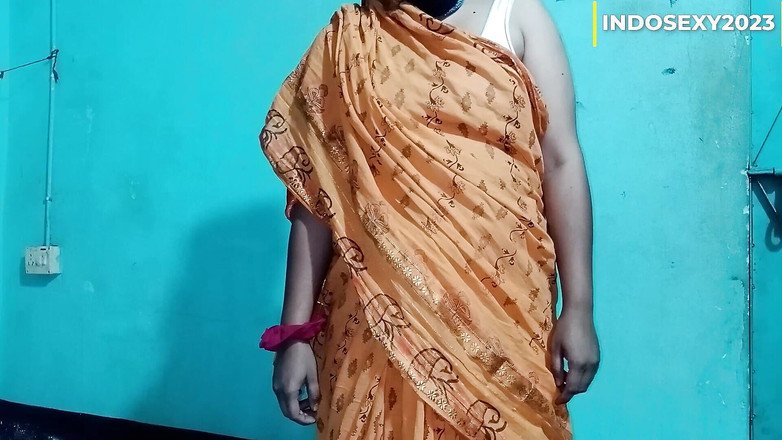 Indo sexy 2023: Mein hausmädchen-sex ist sehr schön, also habe ich ihn umarmt...