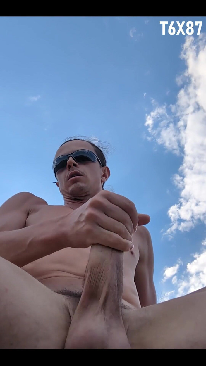 T6X87: Feelin Myself at the Seaside - Alguém quer se juntar a...