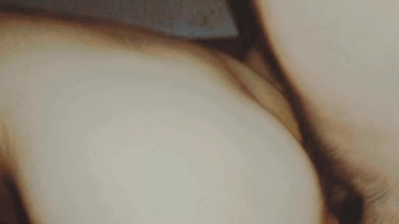 Hot Sis: Latika трахает киску раком с большим членом