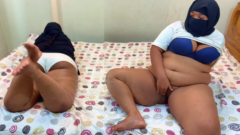 Aria Mia: Arabian Big Ass Hot Stepdaughter &amp; Stepmom Bed Share in Hotel -...