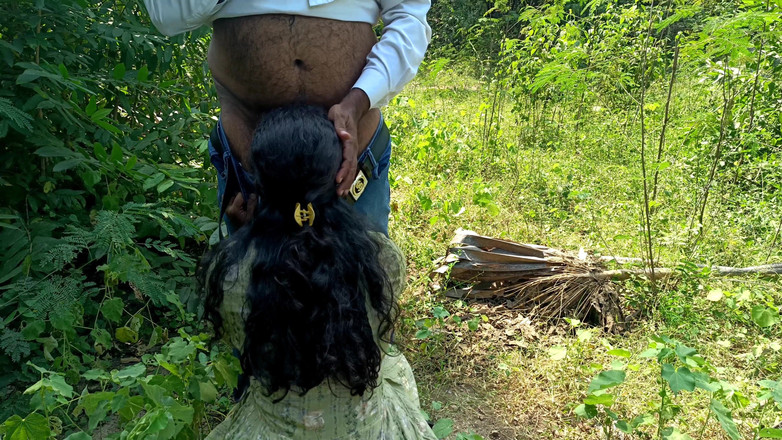 Magilmathi: Nevlastní bratr šuká v džungli