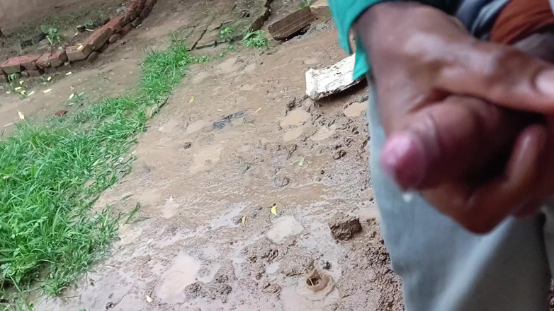 Brijesh 270: Sledování, co můj nevlastní syn dělá sám v koupelně