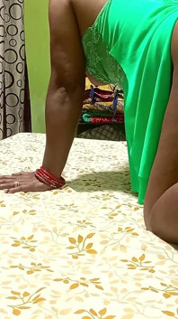Bihari Sanjana follando duro por el culo