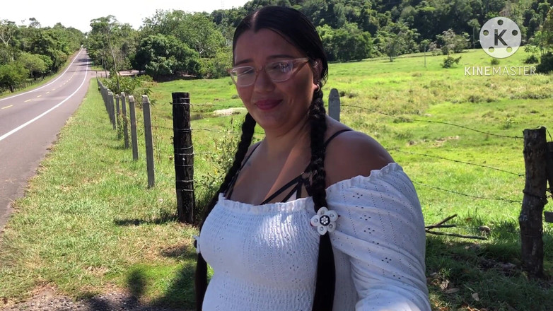 Lexly_16: Orang asing mengongkek saya untuk wang di luar rumah