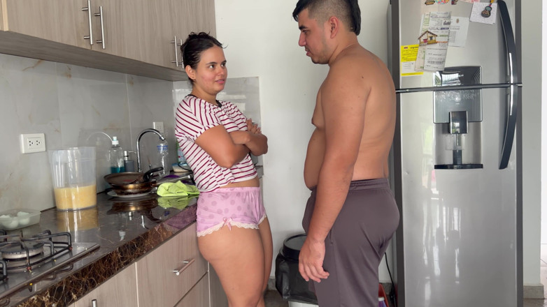 MaRaSexx: La mia matrigna mi ha ingannato facendomi venire su di...