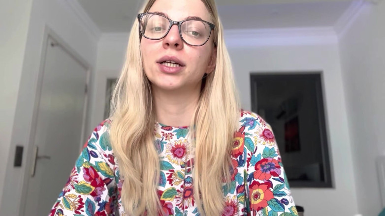 Goddess_Bella_Rae: Cum să pedepsească o dominatoare feminină sclavă